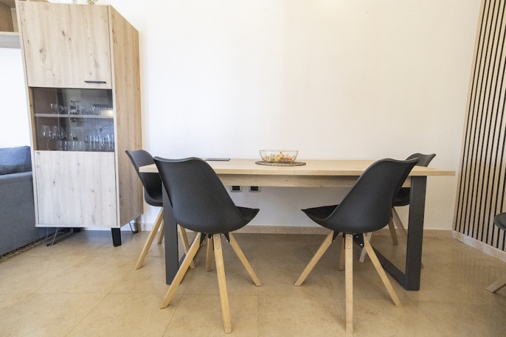 0 , 0 ,2 BathroomsBathrooms,Appartamento,In vendita,0,1035