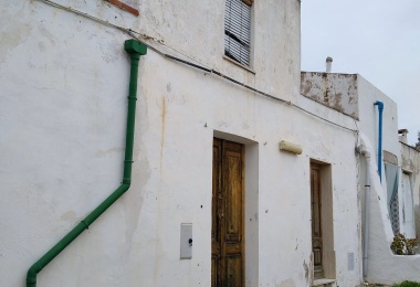 0 , 0 ,1 BagnoBathrooms,Casa indipendente,In vendita,0,1037 0 , 0 ,1 BagnoBathrooms,Casa indipendente,In vendita,0,1037