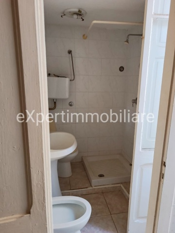 0 , 0 ,1 BagnoBathrooms,Appartamento,In vendita,0,1044