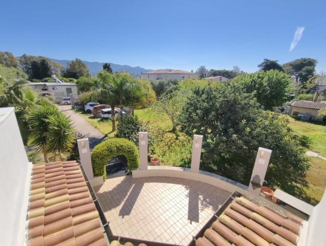 3 Stanze da Letto Stanze da Letto, 0 ,3 BathroomsBathrooms,Villa,In vendita,0,1047