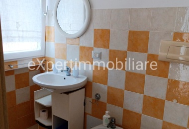 0 , 0 ,5 BathroomsBathrooms,Porzione di bifamiliare,In vendita,0,1051 0 , 0 ,5 BathroomsBathrooms,Porzione di bifamiliare,In vendita,0,1051