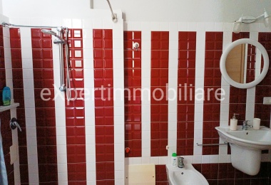 0 , 0 ,5 BathroomsBathrooms,Porzione di bifamiliare,In vendita,0,1051 0 , 0 ,5 BathroomsBathrooms,Porzione di bifamiliare,In vendita,0,1051